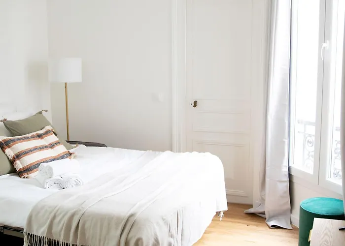 Bnbnova - & Montorgueil - 1br